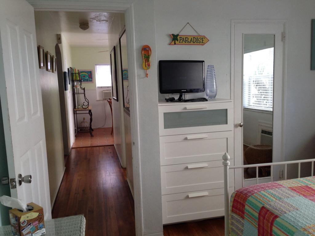 Angelfish Inn Hollywood Phòng bức ảnh